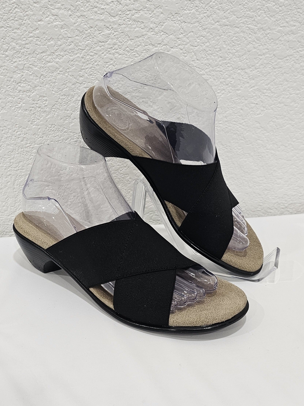 Charleston Women's Size 8 Black Criss Cross Stretch Slide Sandals Low Heel